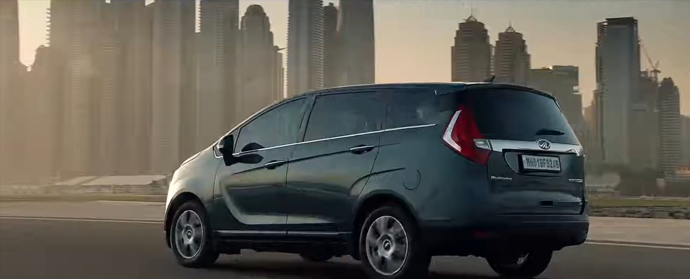 Mahindra Marazzo